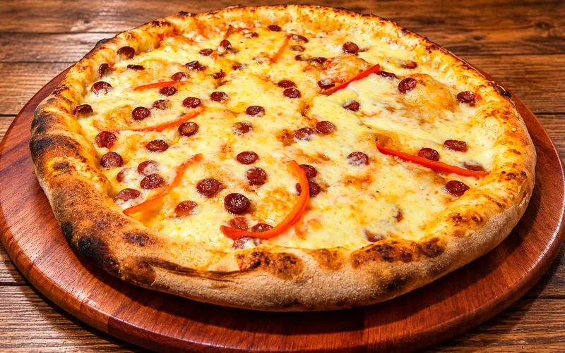Pizza Cabanossi